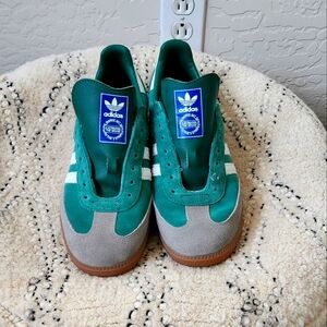 Adidas Samba